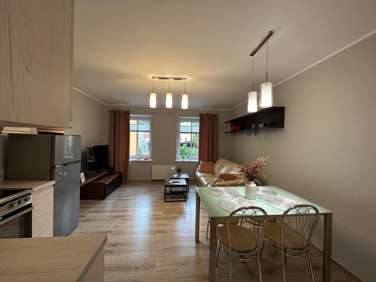 Apartament Przy Cieplickich Tezniach Jelenia Góra Zewnętrze zdjęcie